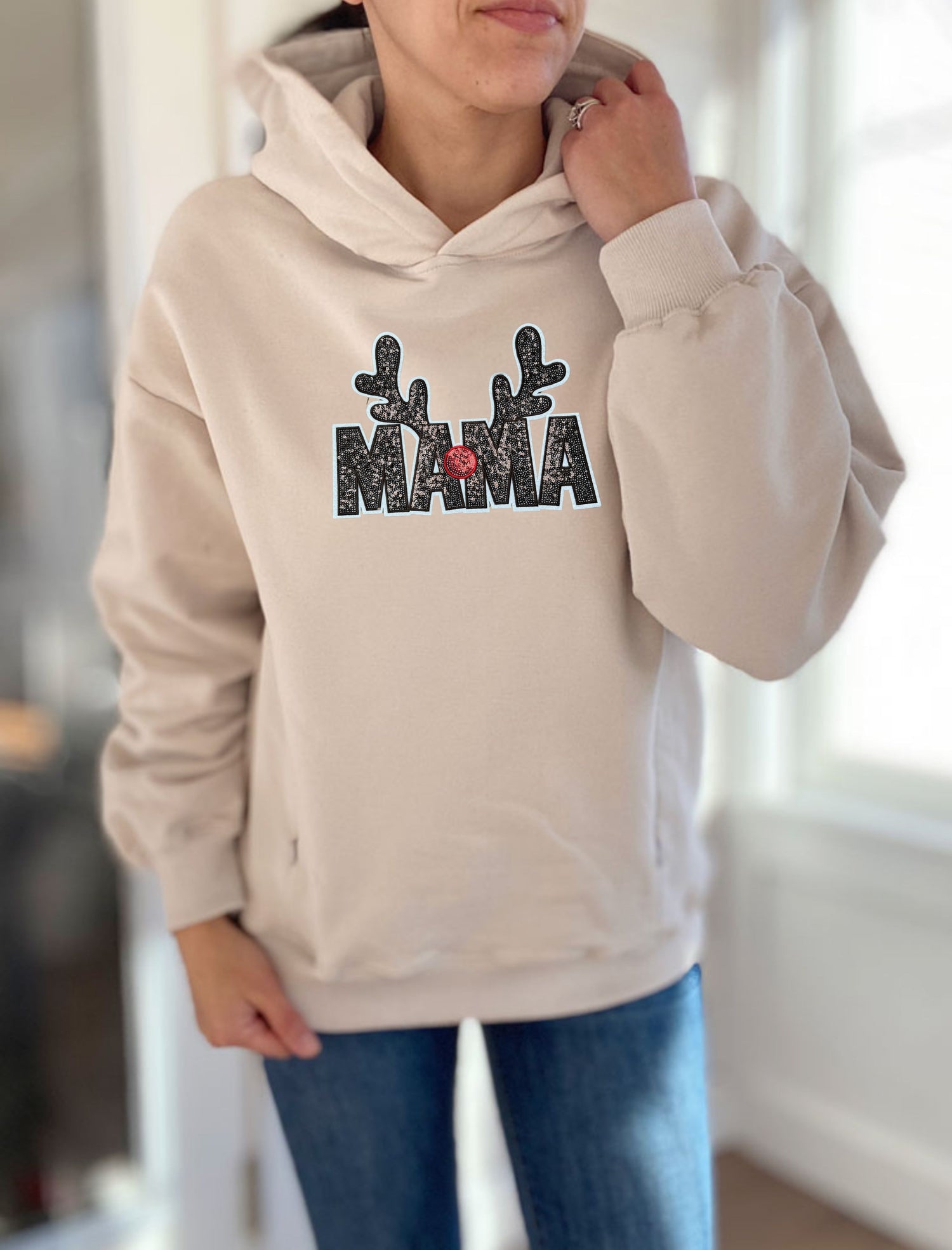 Mama Reindeer Sequins Patch Hooded Sweatshirt