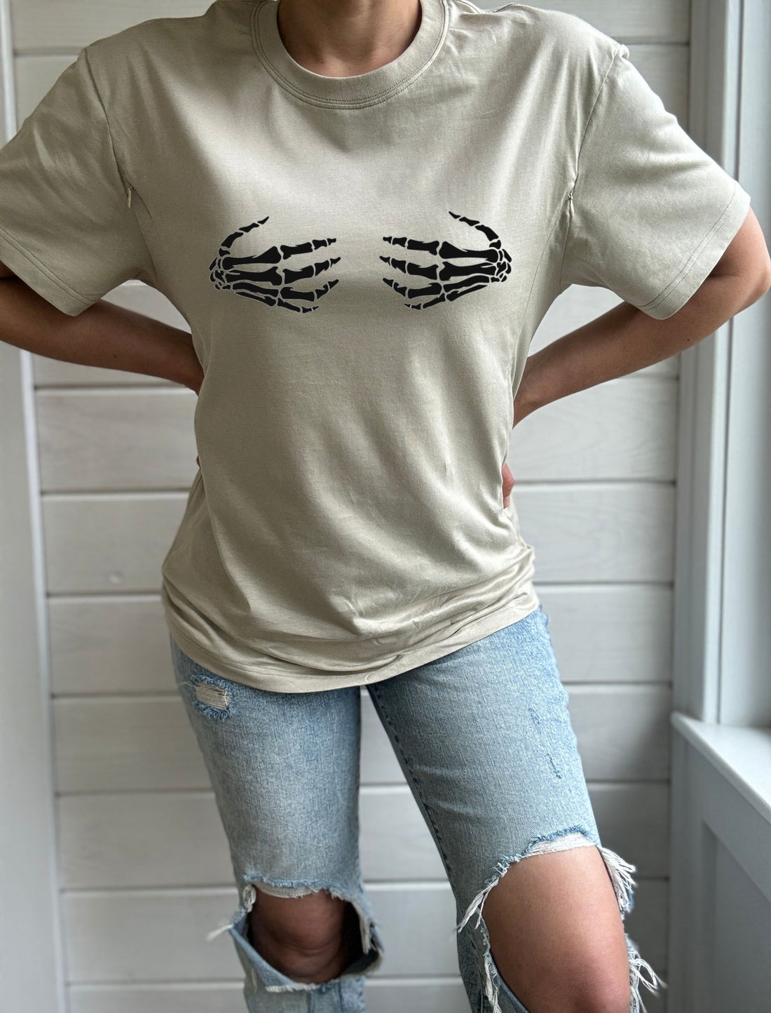 Skeleton Hands Comfort Tee